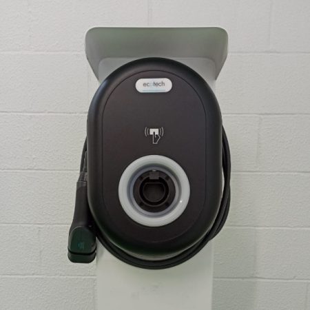 Cargador para coche eléctrico en comunidades